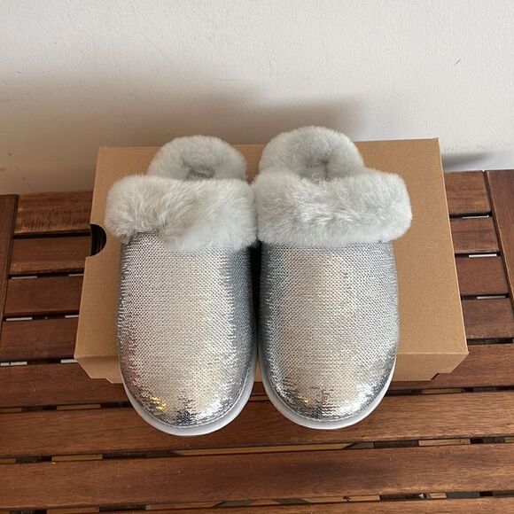 UGG Scuffette II Mirror Ball Slippers Silver Women Size 5 - Picture 7 of 15